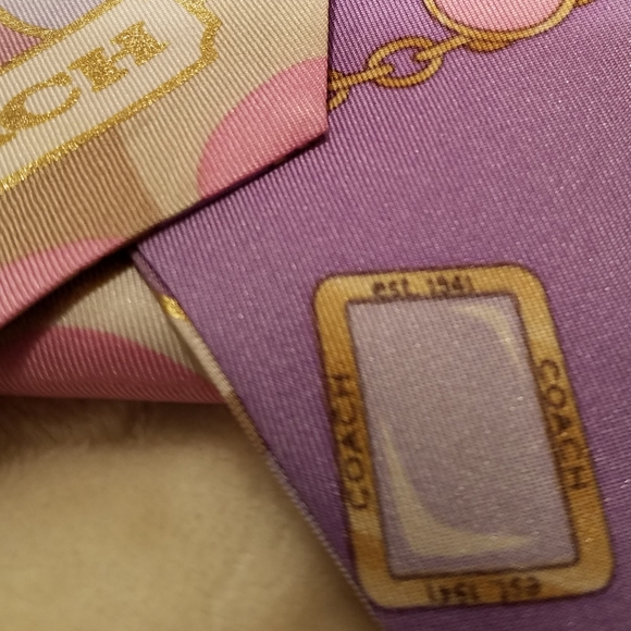 RARE!!! 🍃MINT🍃Coach Jewelry Motif Scarf - Picture 6 of 6